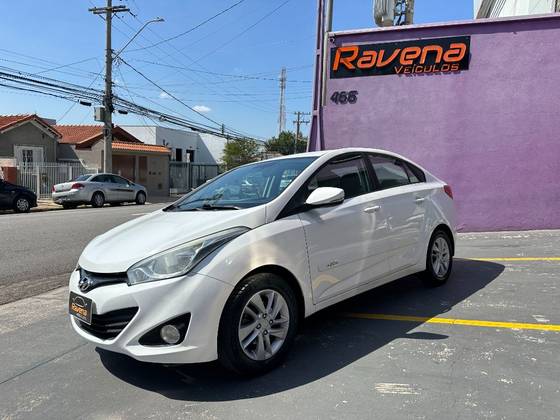 HYUNDAI HB20S 1.6 PREMIUM 16V FLEX 4P AUTOMÁTICO HYUNDAI HB20S 1.6 PREMIUM 16V FLEX 4P AUTOMÁTICO